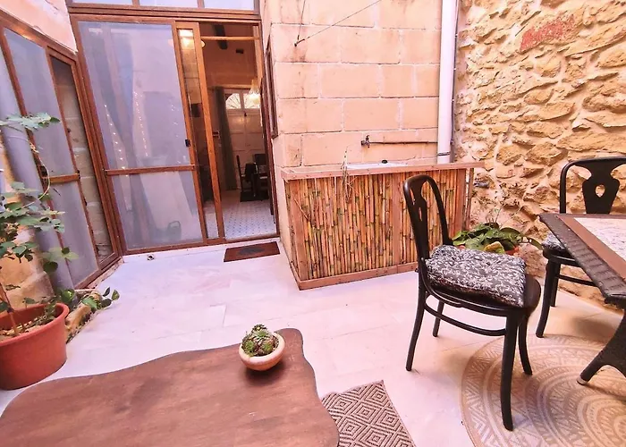 Intothegreen - Art House On Gozo