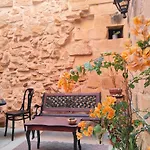 Intothegreen - Art House On Gozo