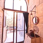 Intothegreen - Art House On Gozo