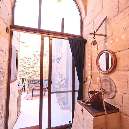 Intothegreen - Art House On Gozo