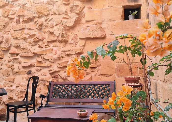 Intothegreen - Art House On Gozo